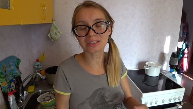 Воспитание детей от 1 года. Как научить ребенка помогать родителям