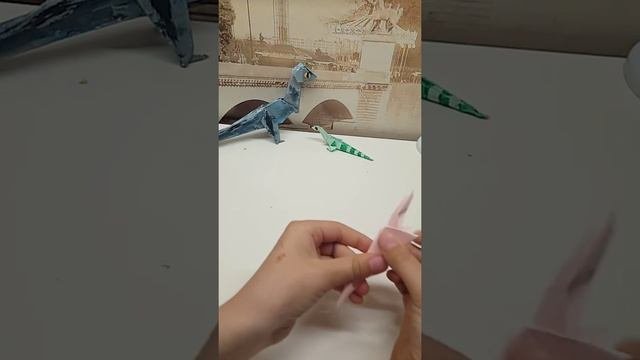 Оригами динозавр велоцираптор