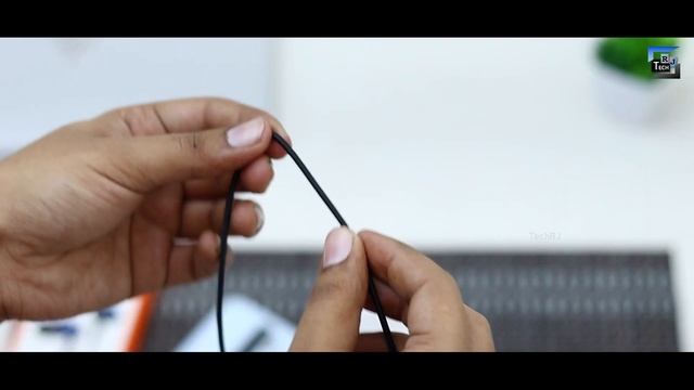 Mi Dual Driver In-Ear Earphones | 2 Months Usage | 1 Minute Review - TechRJ смотреть онлайн