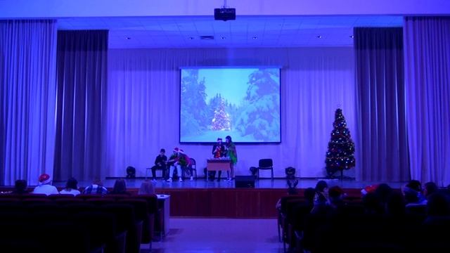 Новогодний калейдоскоп. Выступления 7 классов смотреть онлайн