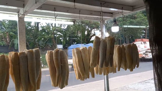 KULINER INDONESIA TAPE SINGKONG KHAS BANDUNG смотреть онлайн