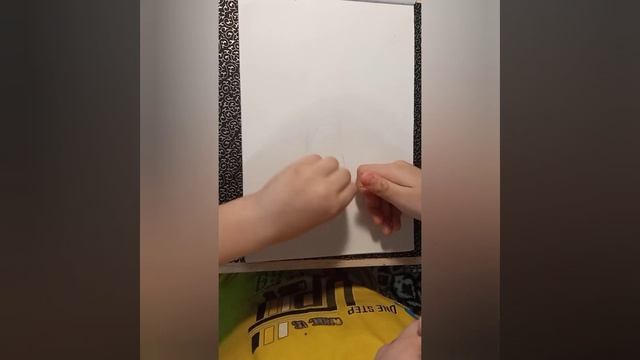 Рисую ФРЭДИ. Испытание ластика клячки из Фикс Прайс за 77руб. смотреть онлайн