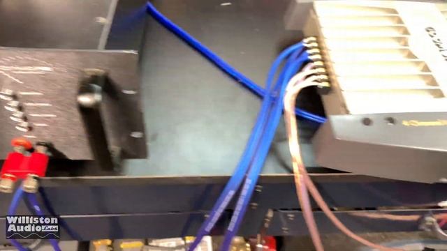 Amp With Built In Subwoofer? Kingwood RK-904 Flea Market Special [4K] смотреть онлайн