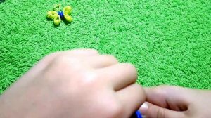 Бабочка из резинок