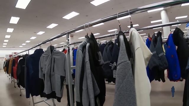 ЧТО КУПИЛА ИРИНА ЧТОБЫ ОСТАНОВИТЬ УРАГАН DORIAN ?1632 смотреть онлайн