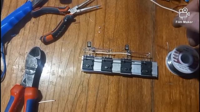 Мощного инвертор из 12V на 220V. зборка смотреть онлайн