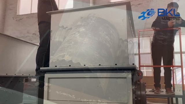 BKL однороторный шредер для пластика 1000мм