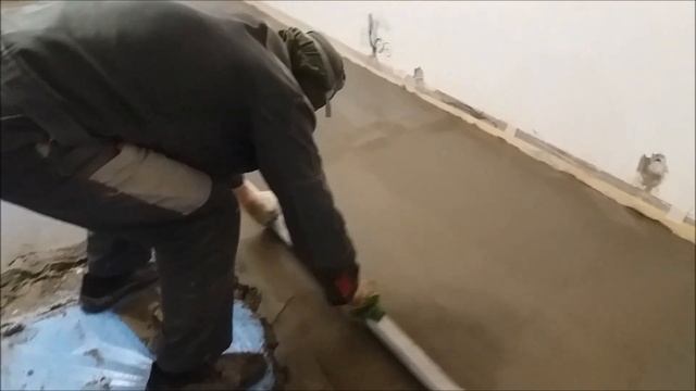 Работы по мокрой стяжке в квартире на шумоизоляционный слой "ШУМОПЛАСТ"