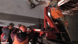 Поперечная надвижка 33 метровой балки.