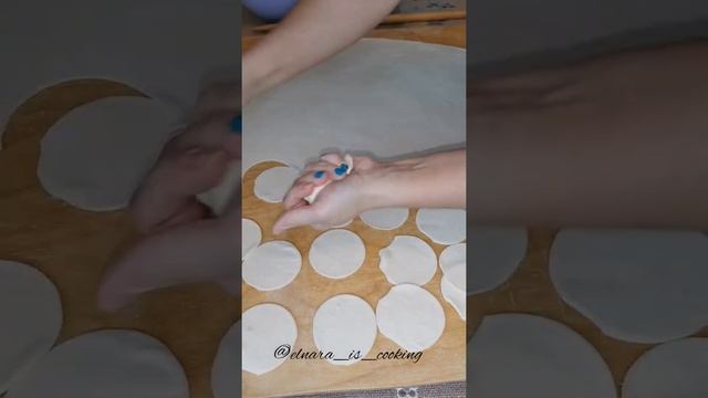 "Курзе с картофелем и творогом" смотреть онлайн