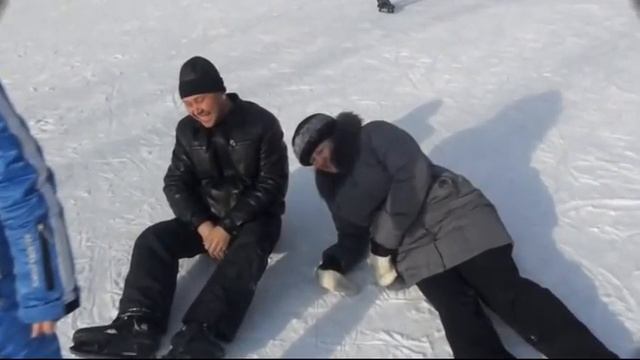 С фарфоровой свадьбой, Новолодские! смотреть онлайн