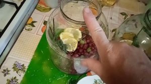 Рецепт освежающего компота "Мохито" из крыжовника с лимоном и мятой на зиму. Безумно вкусно!