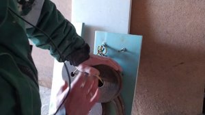 Крепим на гипсокартон - самый лучший способ