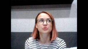 Как отучить собаку лаять на звонок в дверь?