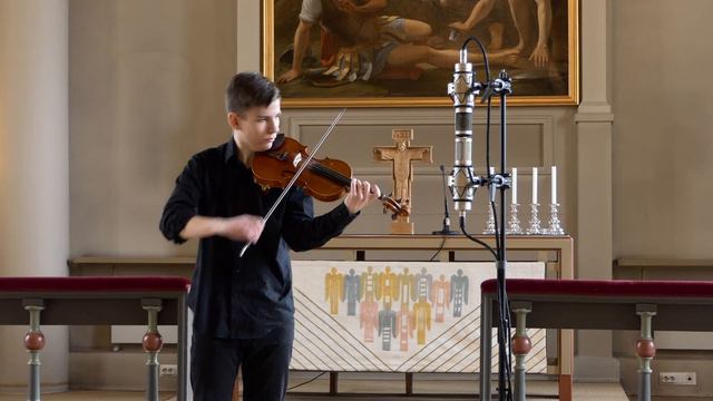 J.S. Bach: Partita No. 3 - Gigue смотреть онлайн