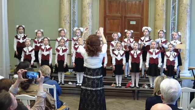 Белорусская народная песня в обработке С. Полонского «Сел комарик на дубочек» смотреть онлайн