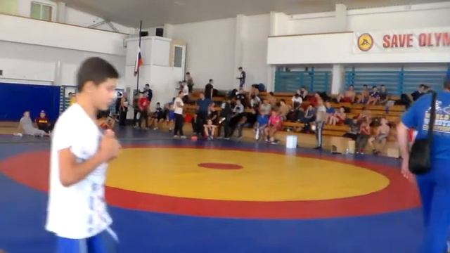 Первенство Республики Крым по греко-римской борьбе среди юношей 2002-04 г.р. 2018г.-8б смотреть онлайн