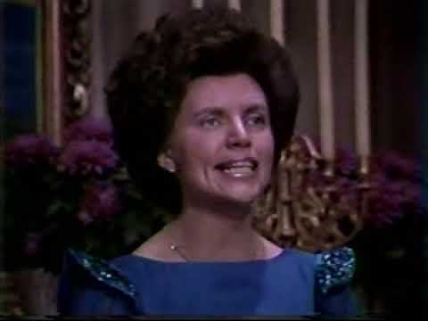 Beloved Archangel Michael «The Cross and the Sword: By This Sign We Conquer» (30.12.1980)