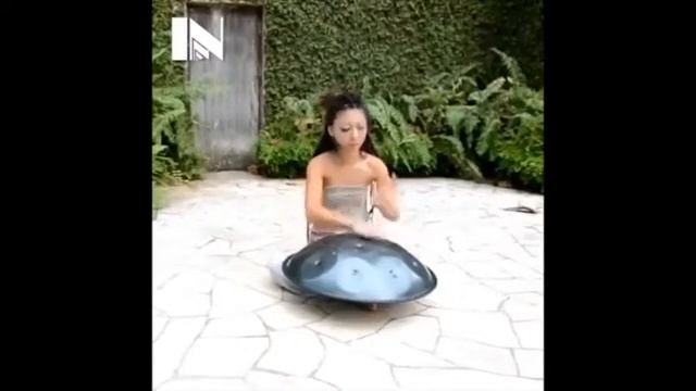 На это можно смотреть часами... смотреть онлайн