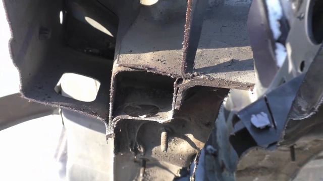 НЕОЖИДАННО! Нашел очень прочный металл в кузове Соляриса смотреть онлайн