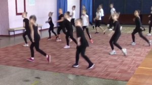 "Танцевальная разминка"