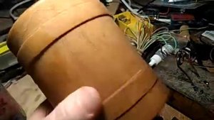 обработка деревянной кружки маслом льняным - результат