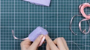 КАК СДЕЛАТЬ РЮКЗАК ДЛЯ КУКОЛ ИЗ САЛФЕТКИ ИЛИ ФЕТРА ♡ КАК СШИТЬ РЮКЗАК ДЛЯ КУКЛЫ ♡ FOR DOLLS