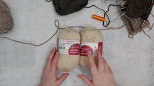 НОСОЧКИНА РУБРИКА / Вяжу мужские носки из пряжи "Деревенька" и болтаю / Из чего буду вязать дальше?