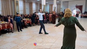 Друг жениха всех удивил на свадьбе !! Кайфово Танцует !! #свадьба #танец