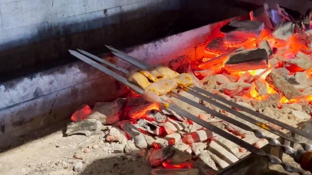 Готовим Салат с перепелкой в соусе демиглас , рецепт от шеф-повара