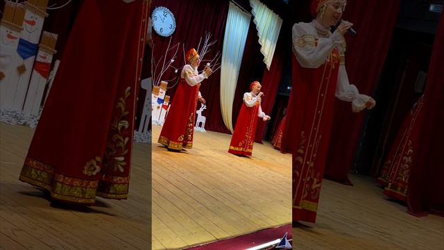 «В ЛЕСУ РОДИЛАСЬ ЁЛОЧКА». Ольга Ушакова и Татьяна Савидова. Баян В.Сериков #культураступино