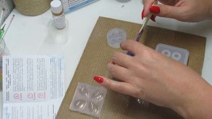 Бусины и кабашоны своими руками из эпоксидной смолы!