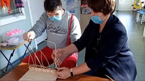 ПЯТИМИНУТКА В МАСТЕРСКОЙ ЛОЗОПЛЕТЕНИЯ. ПЕРВЫЕ ШАГИ...?