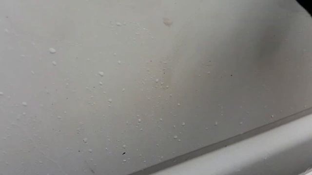 Удаление клея от снятой наклейки с кузова машины . смотреть онлайн