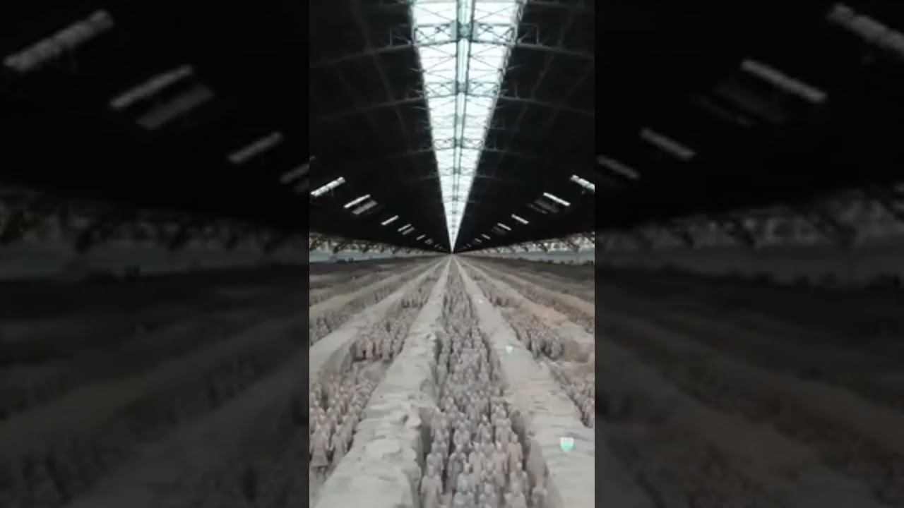 Каменные солдаты древнего Китая - терракотовая армия в гробнице Цинь Шихуанди смотреть онлайн