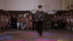 Fernando Lindez : Male Model Runway walk #modeling #model  #fashion #cavinishu