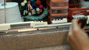 Свитер за 1 день из пряжи букле.Для начинающих.На любой вязальной машине.