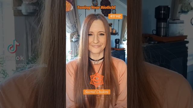🧡#417hz #sacralchakra #chakra #tuning #frequency #vibration #sound #healing #wellness #spirituality смотреть онлайн