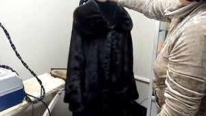 Как отремонтировать гнилую спину на норковой шубе  (3 видео) После ремонта.