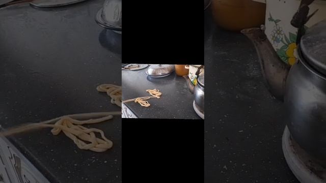 Лагман жасау. Ауыл тіршілігі) смотреть онлайн