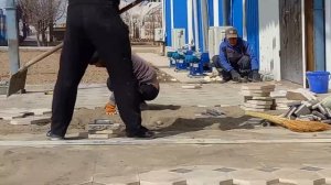 21 МАРТ БРУСЧАТКА ТЕРИШ КАФЕЛЬ НАРХЛАРИ КАРШИ