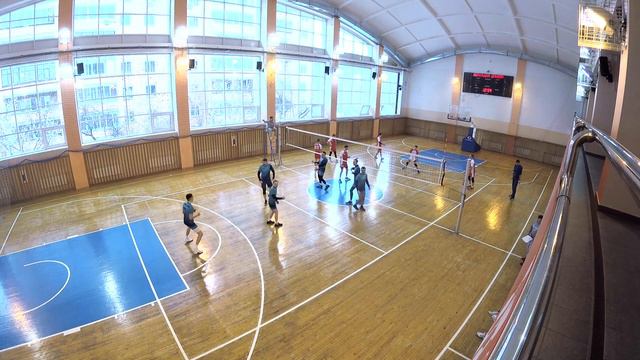 Хороший эйс, а вот отмечать так не стоит, могут что-то не то подумать! смотреть онлайн