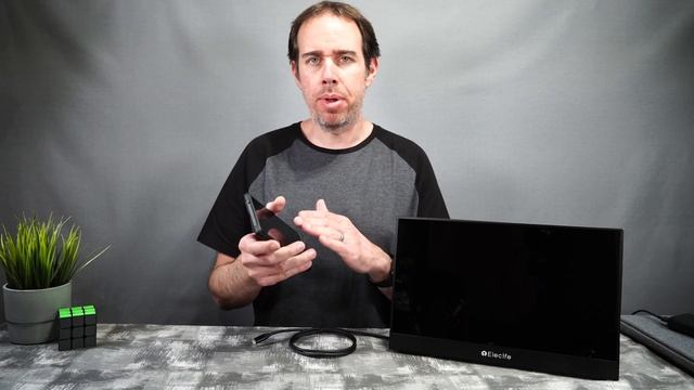 Elecife 15.6 Inch USB Type C Portable Monitor With A Built In Stand! - Review смотреть онлайн