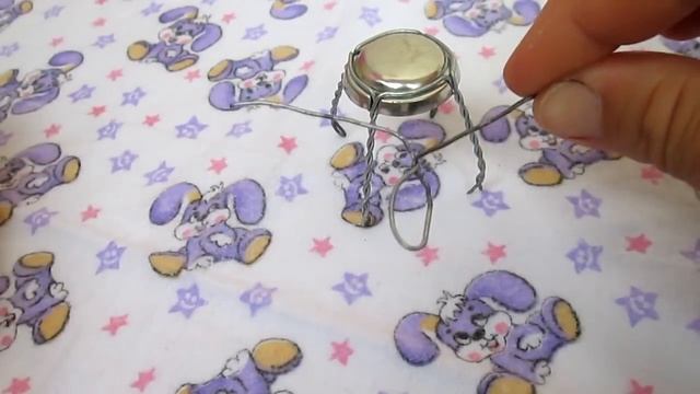 Поделки из пробок от шампанского - стульчик своими руками для кукольного домика смотреть онлайн