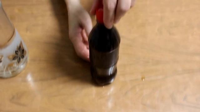 Как сделать желе из Кока Колы!? How to Make huge bottle of Coca Cola jelly