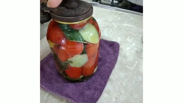 МАРИНОВАННЫЕ ПОМИДОРЫ - ПРОИЗВЕДЕНИЕ ИСКУССТВА! смотреть онлайн