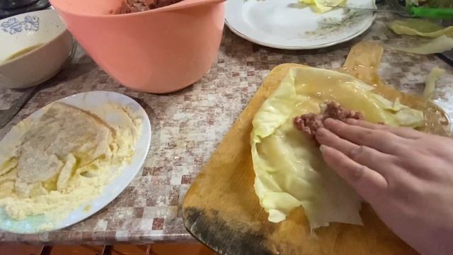 Теперь в моей семье Чубуреки едят только такие, тонкие хрустящее. смотреть онлайн