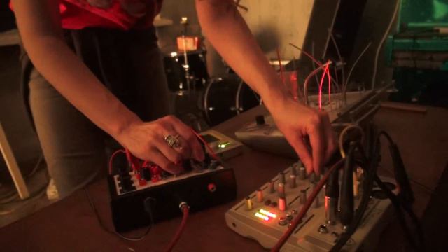 Shamanton - 2015.06.09 - выступление в "Еще не открывшемся пространстве" смотреть онлайн