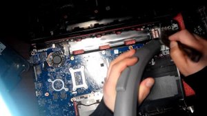 Разборка и чистка ноутбука HP 2000