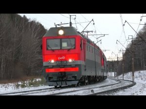 2ЭС6-1247 "Синара" с перегоняемыми с ремонта электровозами 3ЭС4К-008 и 3ЭС4К-011